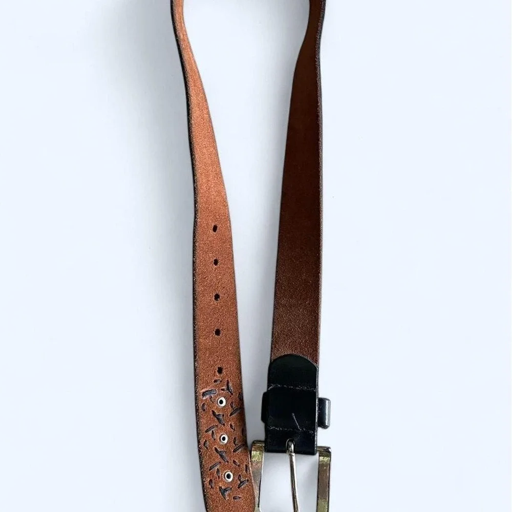 Black leather western‎ embroidered belt with silver buckle